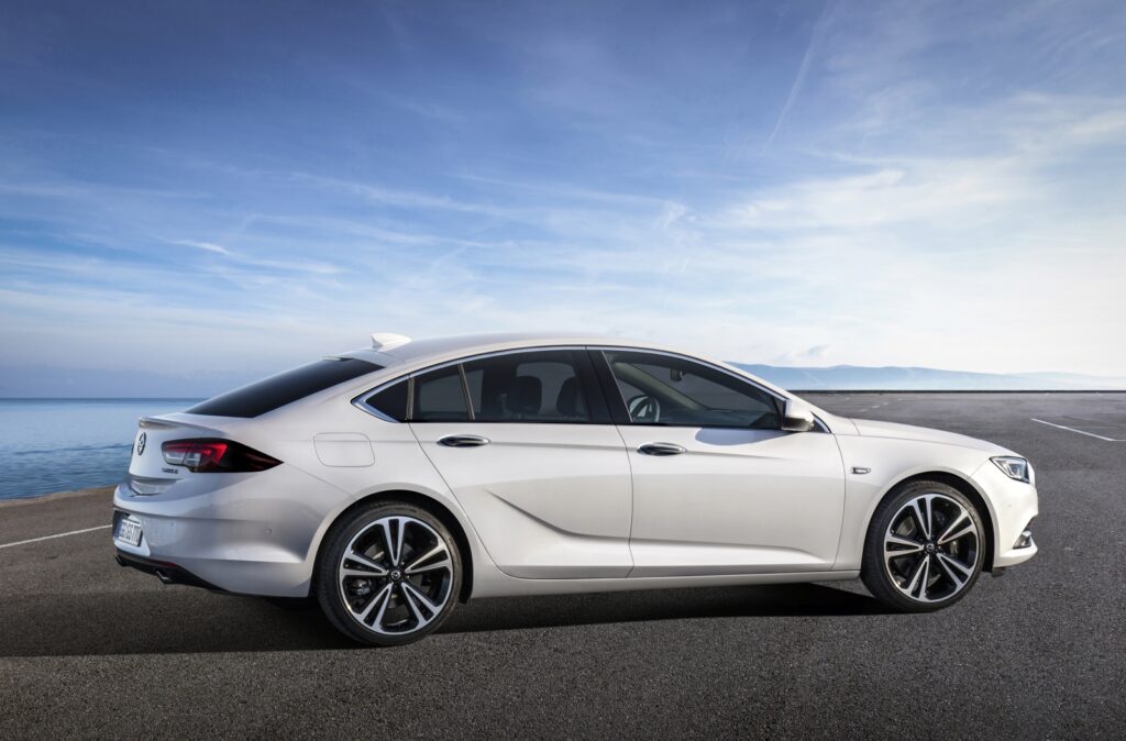 opel_insignia1